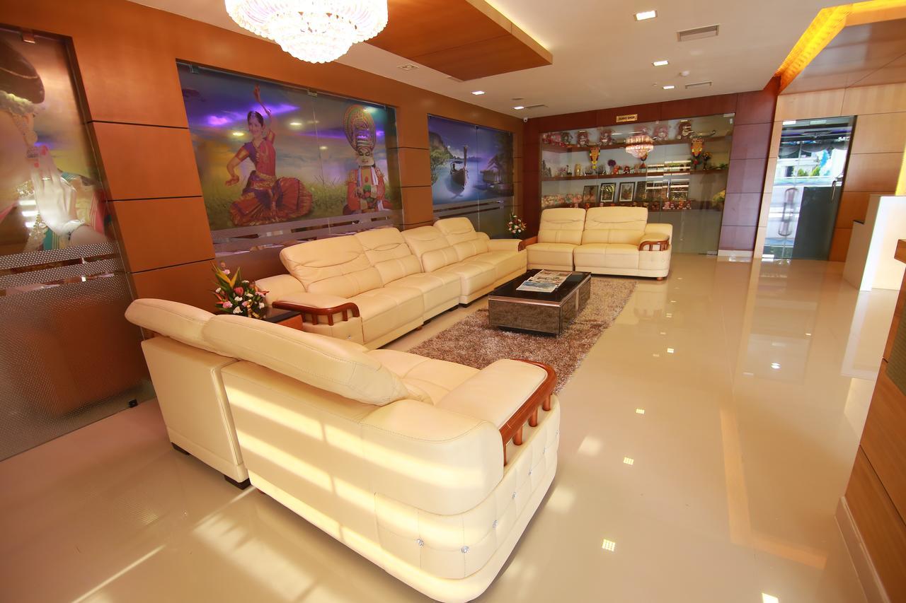 Ponnāni Rouba Residency Hotel מראה חיצוני תמונה