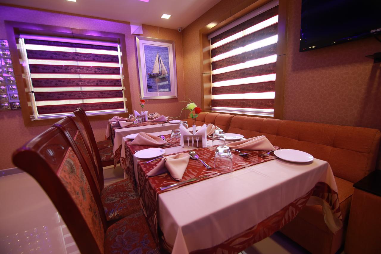 Ponnāni Rouba Residency Hotel מראה חיצוני תמונה