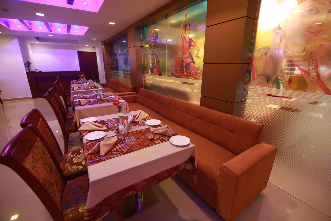Ponnāni Rouba Residency Hotel מראה חיצוני תמונה