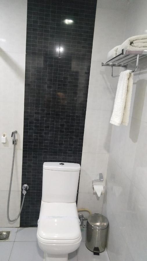 Ponnāni Rouba Residency Hotel מראה חיצוני תמונה